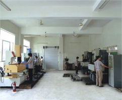 注塑機、吹瓶機與模具的完美融合——臺州市黃巖裕盛聚酯模具廠設(shè)備與日用品模具展示